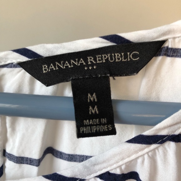 BANANA REPUBLIC STRIPED TOP WITH 3/4 BELL SLEEVES - Picture 4 of 4